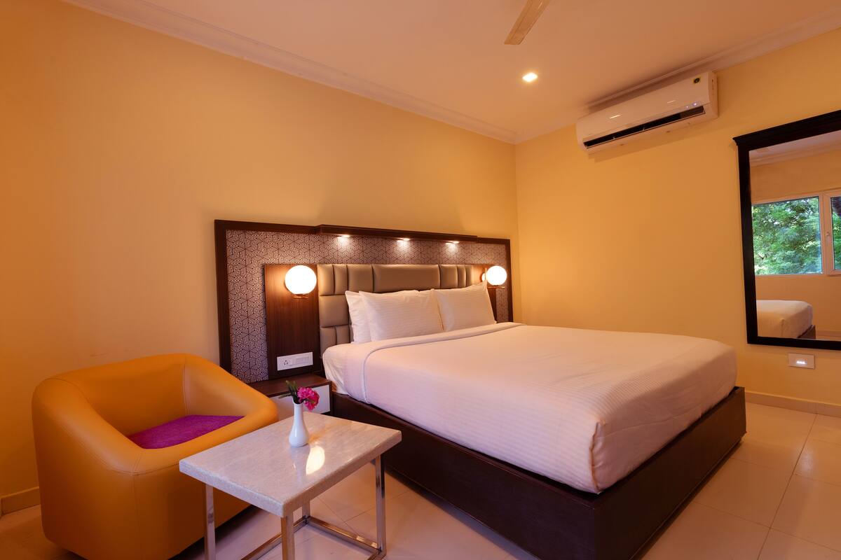 Vinayaga Premium | Bed sheets, wheelchair access