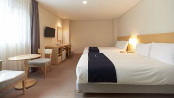 Family Twin Room (Deluxe) | Premium bedding, down duvets, in-room safe, desk