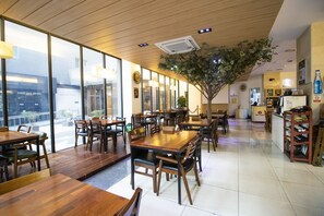Restaurant - Tower Hill Hotel (Busan)