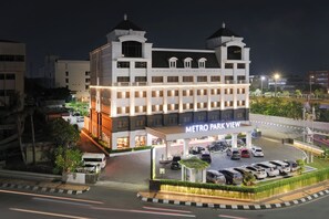 Front of property - Metro Park View Hotel Kota Lama Semarang (Semarang)