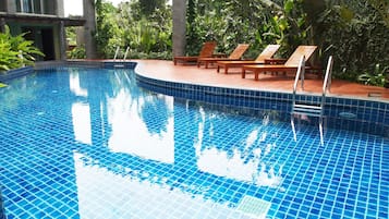 Outdoor pool, pool loungers