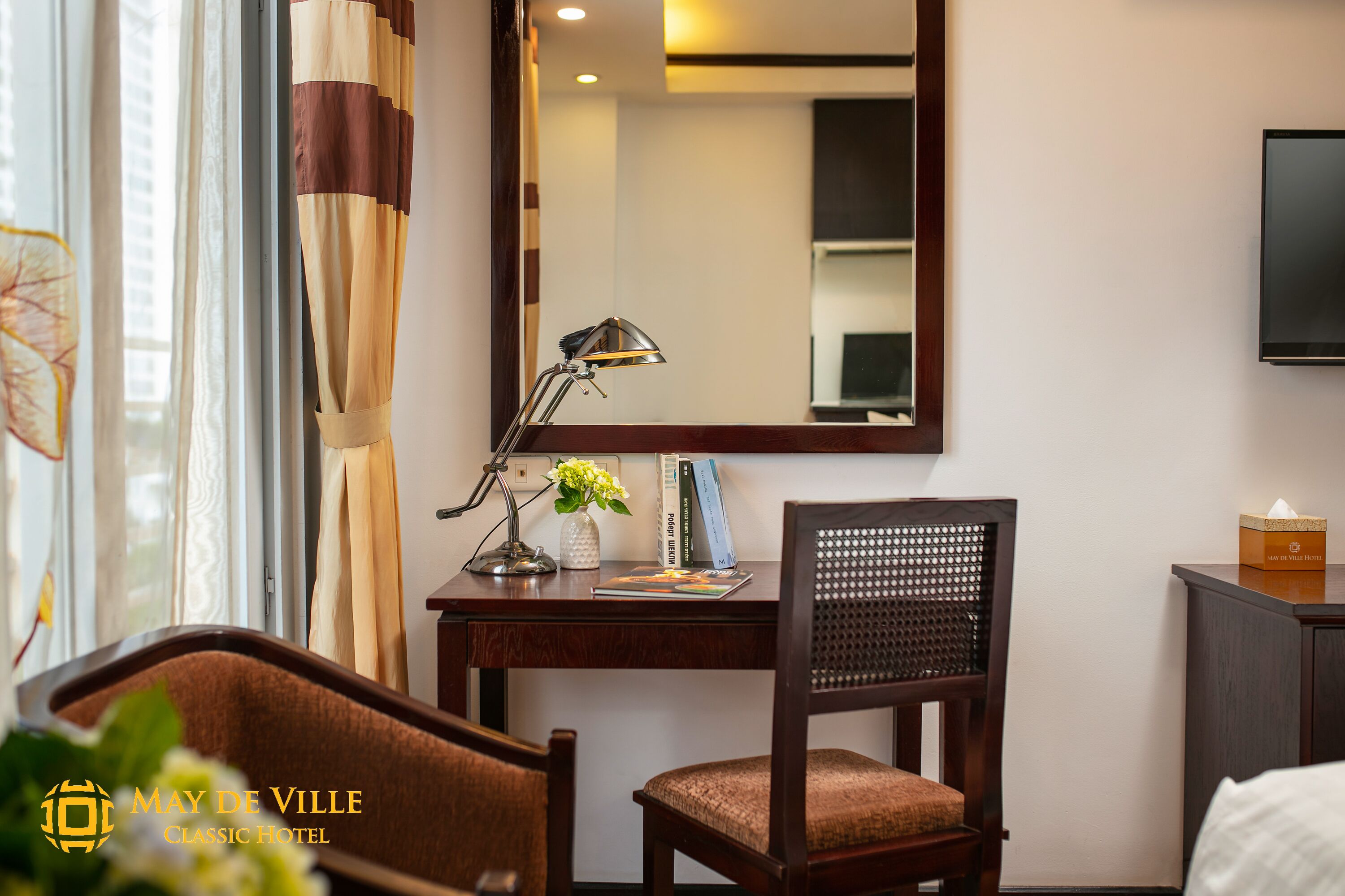deluxe double room, balcony | 1 bedroom, minibar, in-room safe, desk