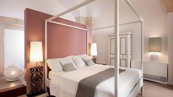 Suite | 1 bedroom, premium bedding, memory foam beds, minibar