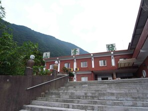 บริเวณประตูทางเข้า