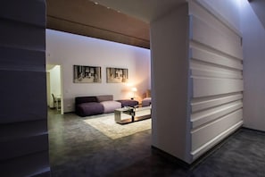 Interior - Hotel Santa Brigida (Naples)