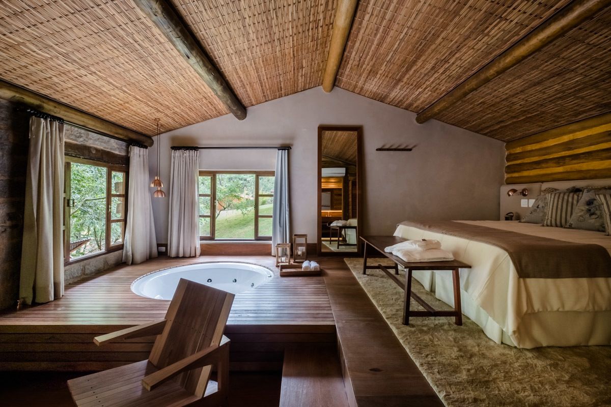 Chalet Luxe, baignoire à jets | Minibar, bureau, rideaux occultants, Wi-Fi gratuit