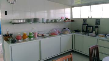 Desayuno continental incluido todos los días