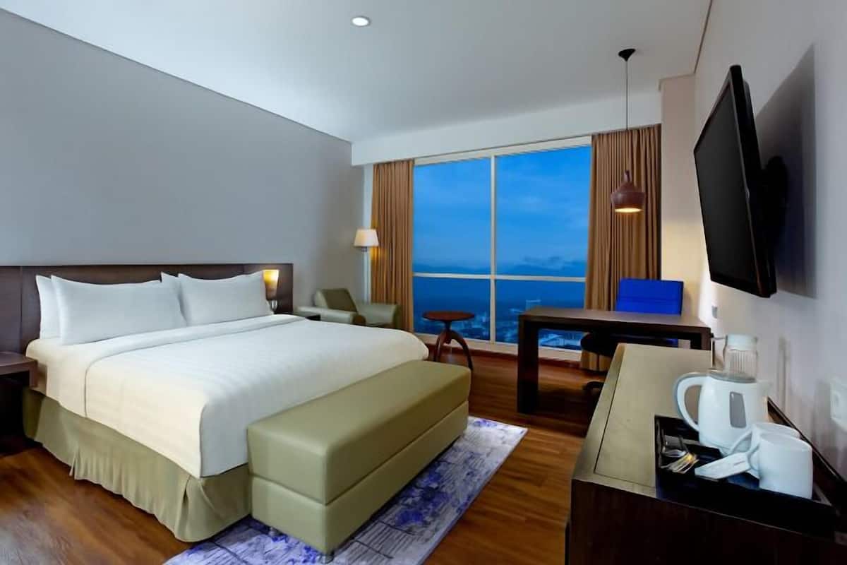 1 bedroom, minibar, in-room safe, desk