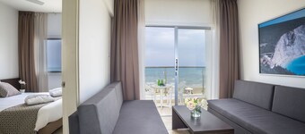 Costantiana Beach Hotel Apts