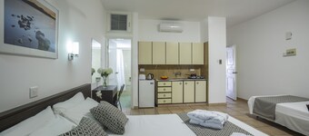 Costantiana Beach Hotel Apts