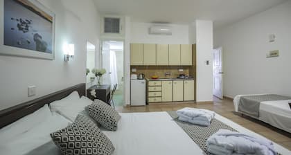 Costantiana Beach Hotel Apts