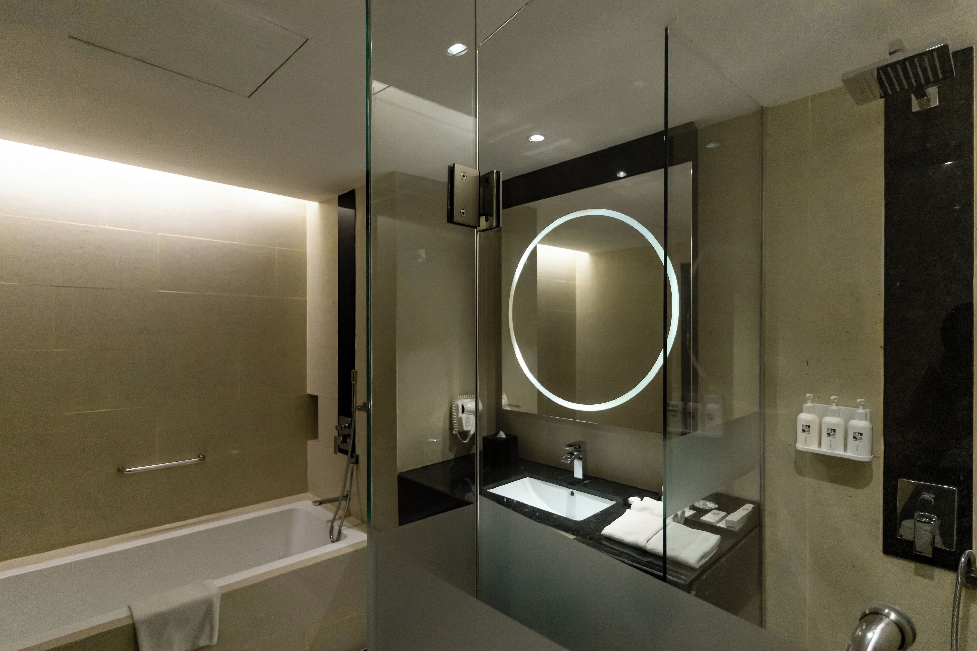 grand deluxe | bathroom | shower, rainfall showerhead, free toiletries, hair dryer