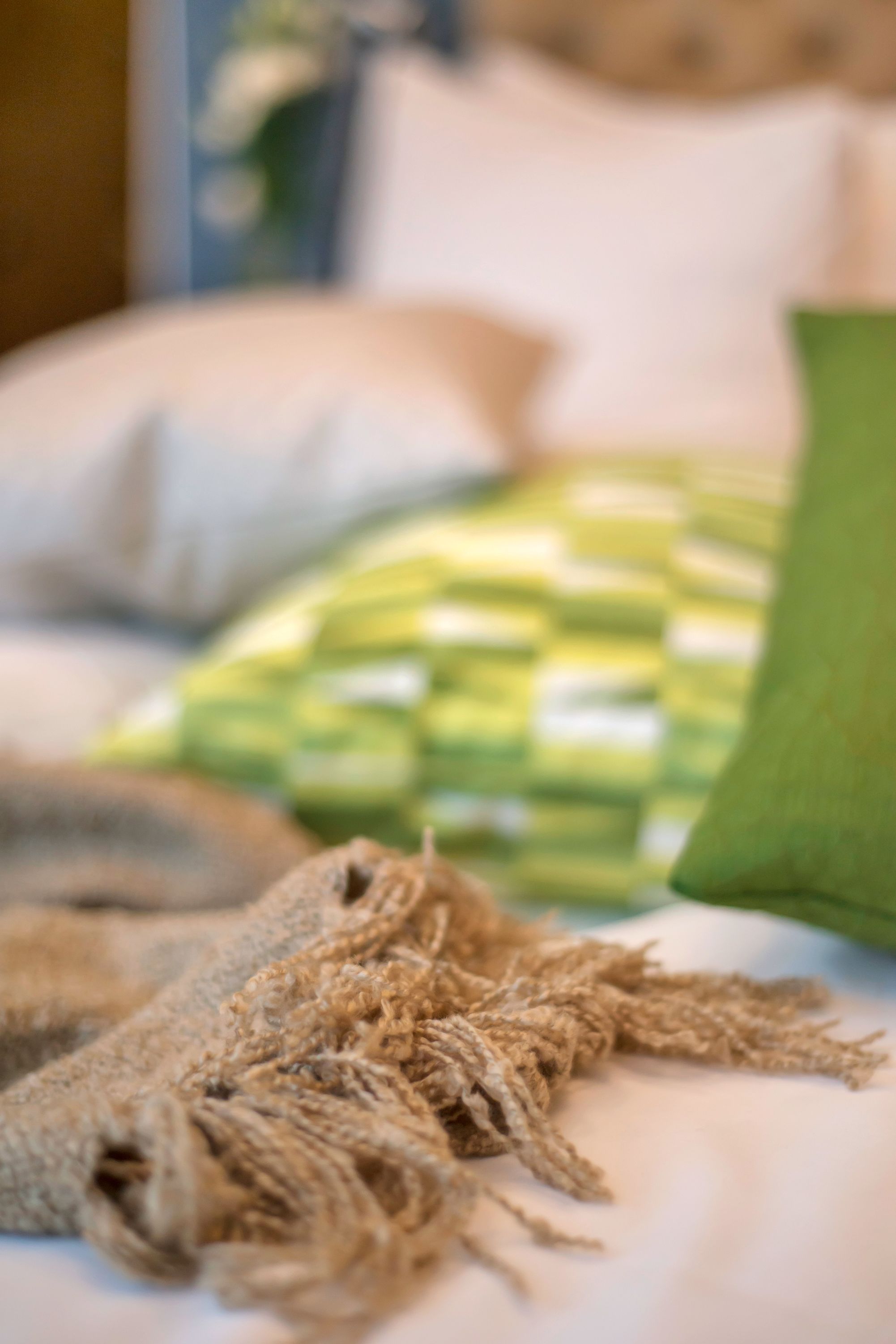 1 bedroom, premium bedding, blackout curtains, free cots/infant beds