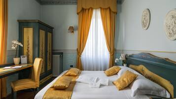 Minibar, in-room safe, desk, blackout curtains