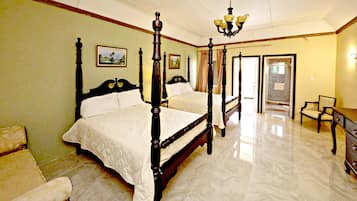 Kamar Double Khas, 2 Tempat Tidur Queen, balkon, pemandangan gunung | Seprai premium dan didekorasi berbeda-beda