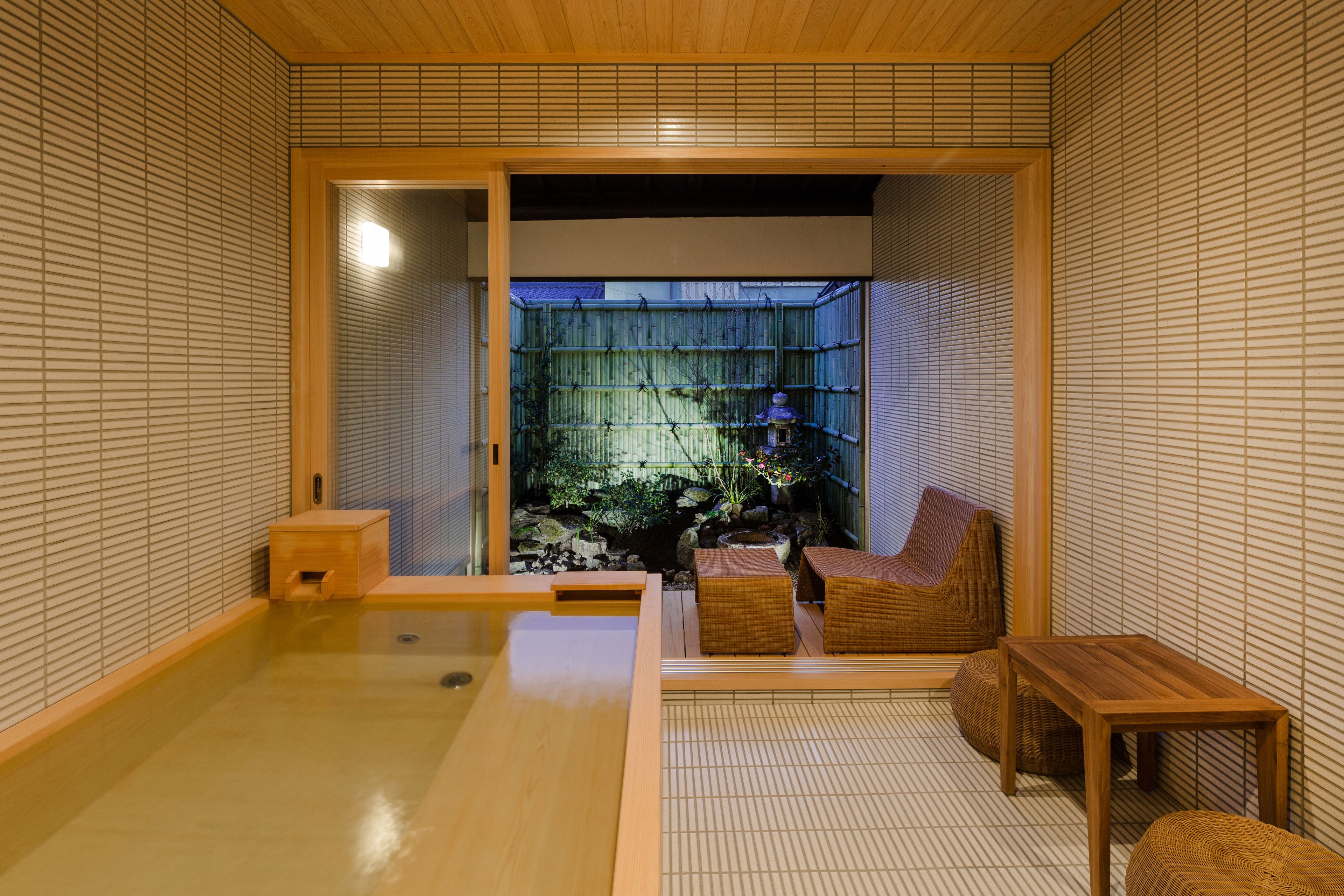 Modern Premium Suite, Garden View (90sqm) | Bathroom