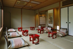 Daily local cuisine breakfast for a fee - Arashiyama Benkei (Kyoto)
