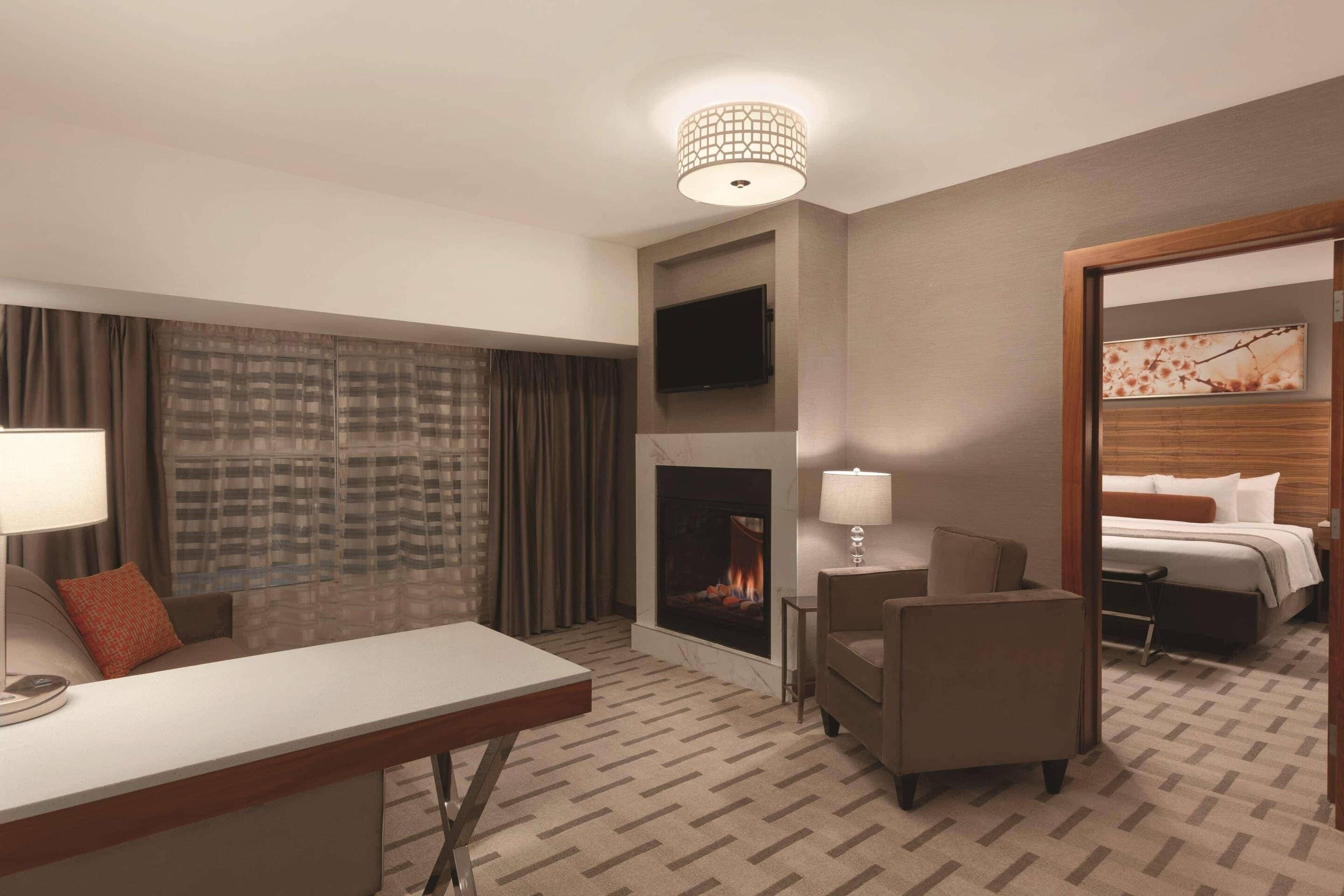 Suite, 1 chambre, non-fumeurs | Literie de qualité supérieure, coffres-forts dans les chambres, bureau