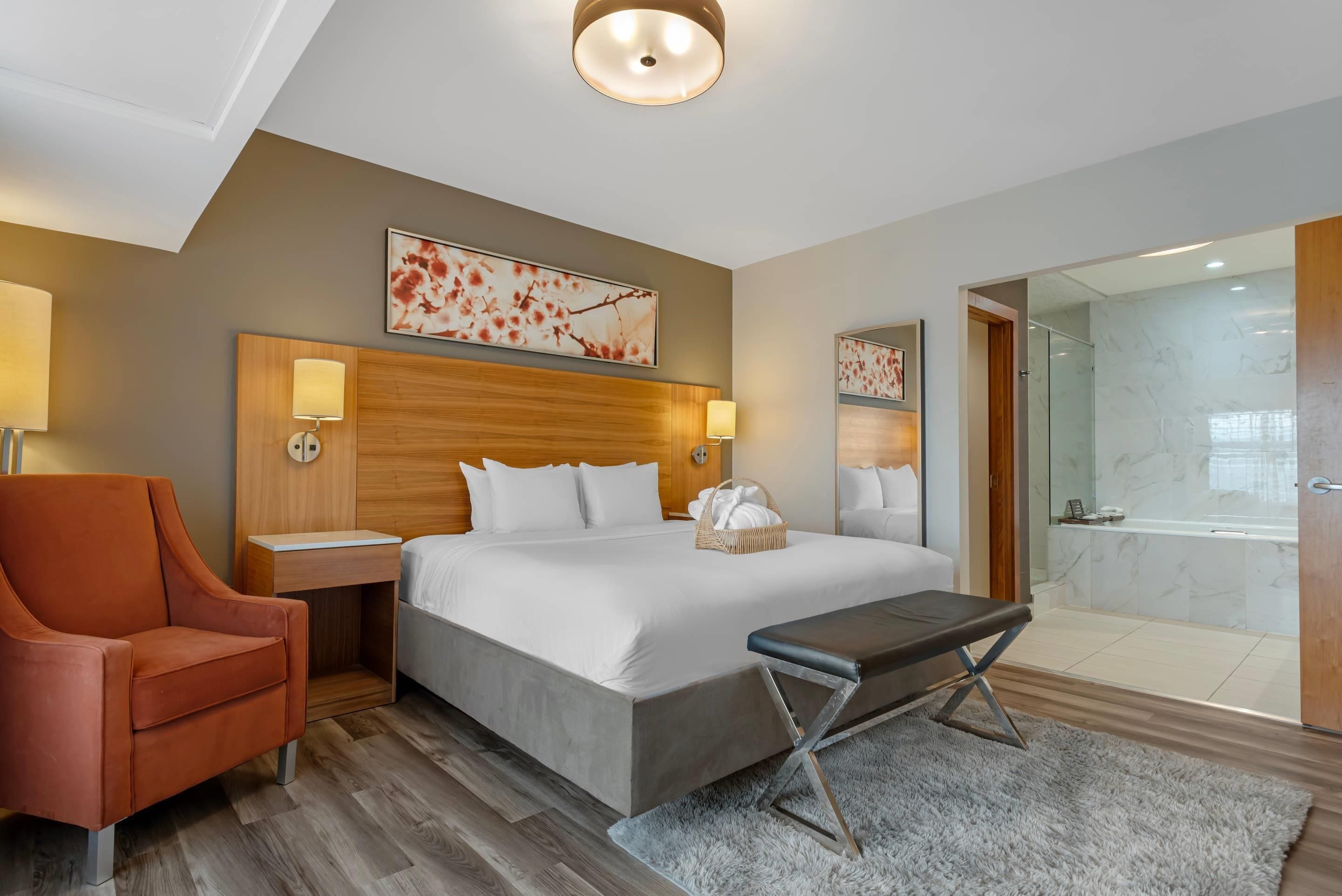 Suite, 1 King Bed, Non Smoking | Premium bedding, in-room safe, desk, laptop workspace