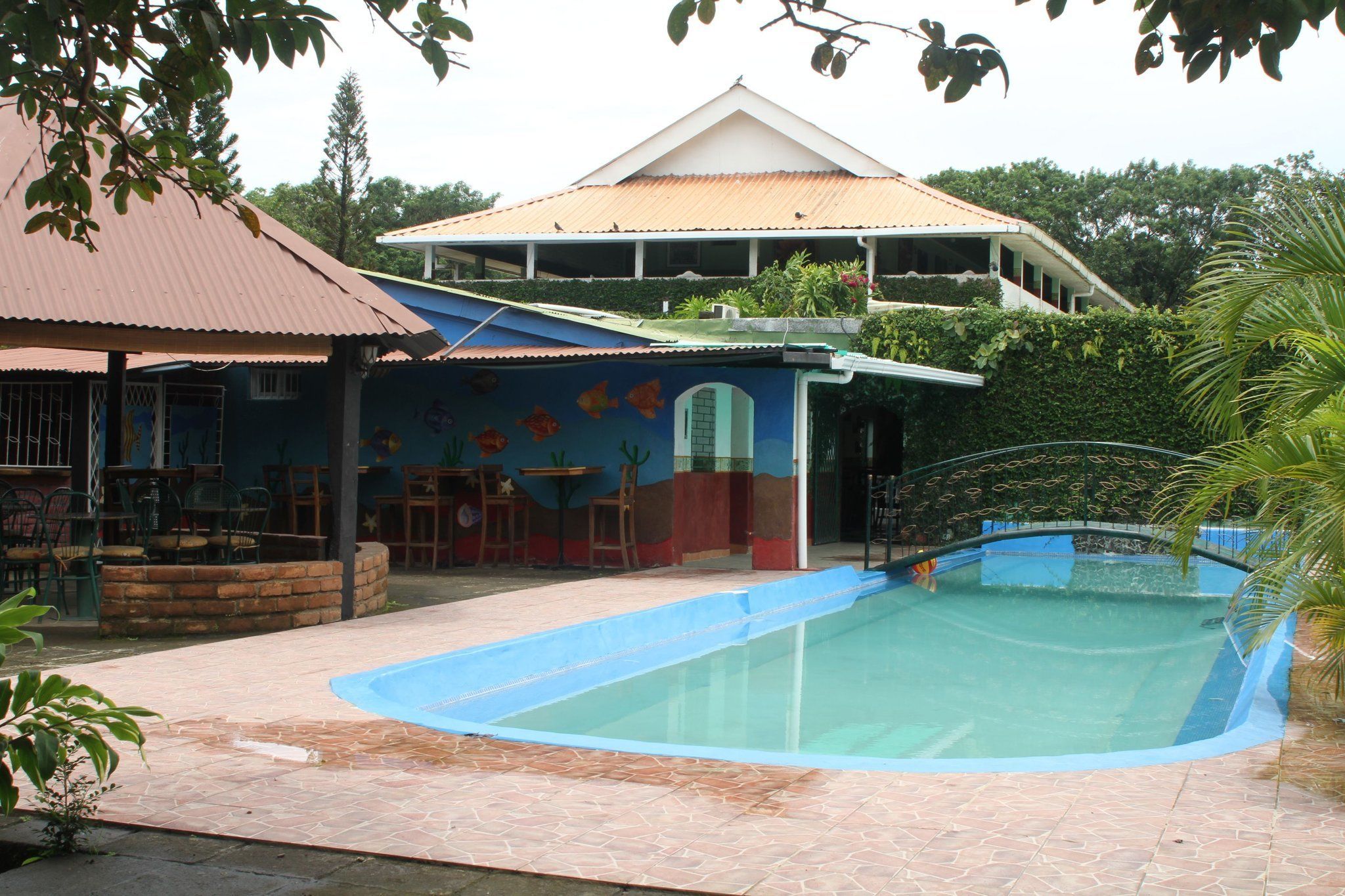 Premium bedding, rollaway beds, free WiFi