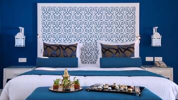 1 chambre, minibar, coffres-forts dans les chambres, bureau