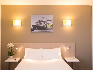 Apartment, 1 Schlafzimmer | Individuell eingerichtet, Schreibtisch, laptopgeeigneter Arbeitsplatz