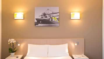 Appartement, 1 chambre | Ameublement personnalisé, bureau