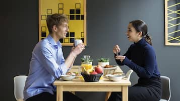 Desayuno buffet todos los días (con cargo)