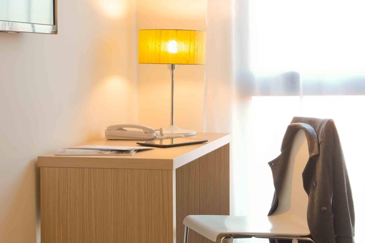 Studio, 1 Doppelbett | Individuell eingerichtet, Schreibtisch, laptopgeeigneter Arbeitsplatz