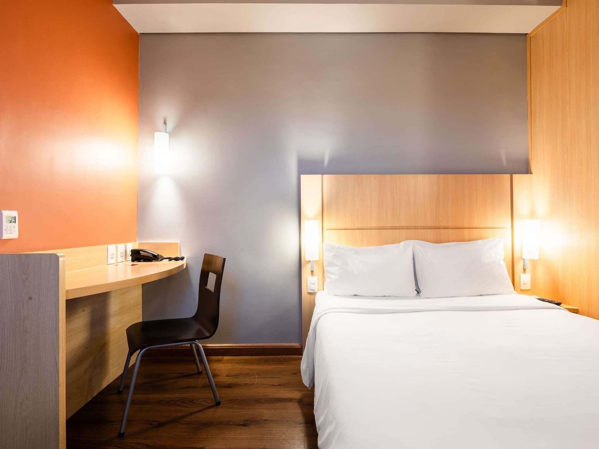 Room, 1 Double Bed, Accessible | Minibar, soundproofing, iron/ironing board, free WiFi