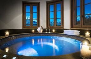 Penthouse | Premium bedding, free minibar items, in-room safe, desk - Apogée Courchevel, Oetker Hotels (Courchevel)