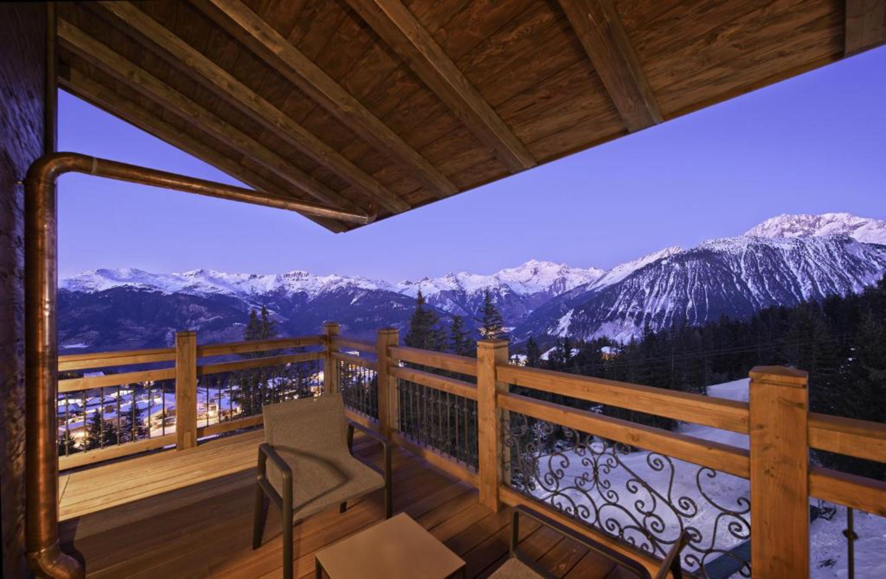 Suite, 2 Bedrooms | Premium bedding, free minibar items, in-room safe, desk