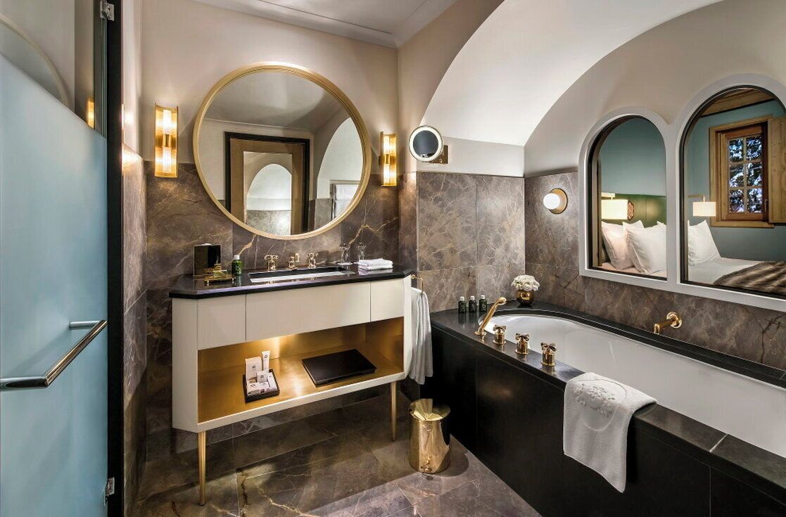 Premium bedding, free minibar items, in-room safe, desk