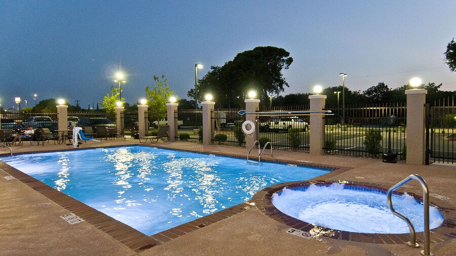 Holiday Inn Express & Suites San Antonio SE By At&t Center by IHG