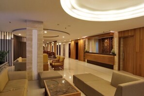 Lobby lounge - Cipaganti Legian Hotel (Legian)