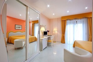 Dobbeltrom – superior, terrasse, hageutsikt