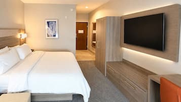 Desk, blackout drapes, iron/ironing board, free WiFi