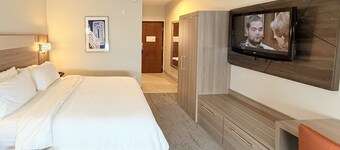 Holiday Inn Express Kenedy by IHG
