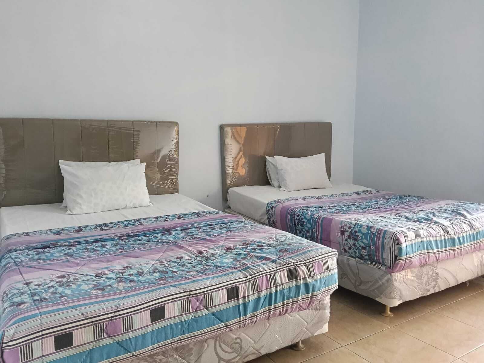 Bureau, chambres insonorisées, Wi-Fi gratuit