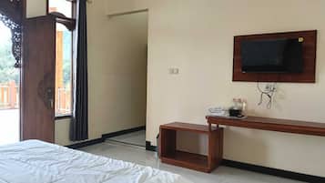 Superior Double Room | Desk, soundproofing, free WiFi
