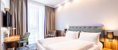 Standard Double Room | In-room safe, soundproofing, iron/ironing board, free WiFi