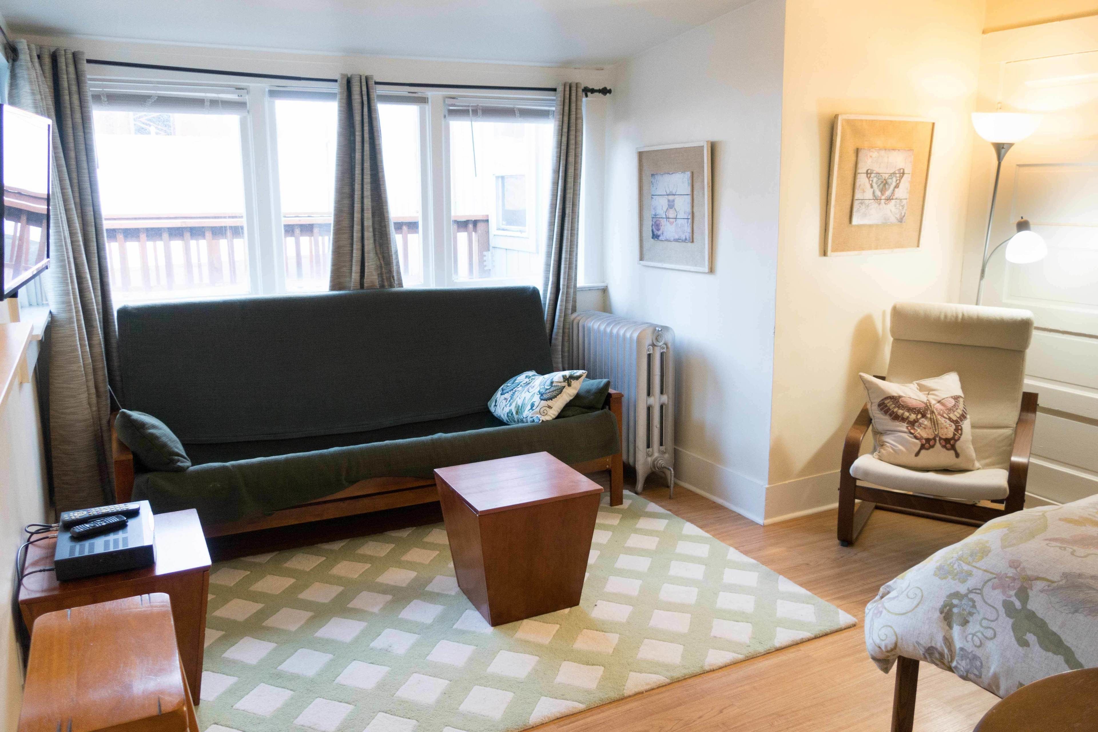 The Sleeper | Living area