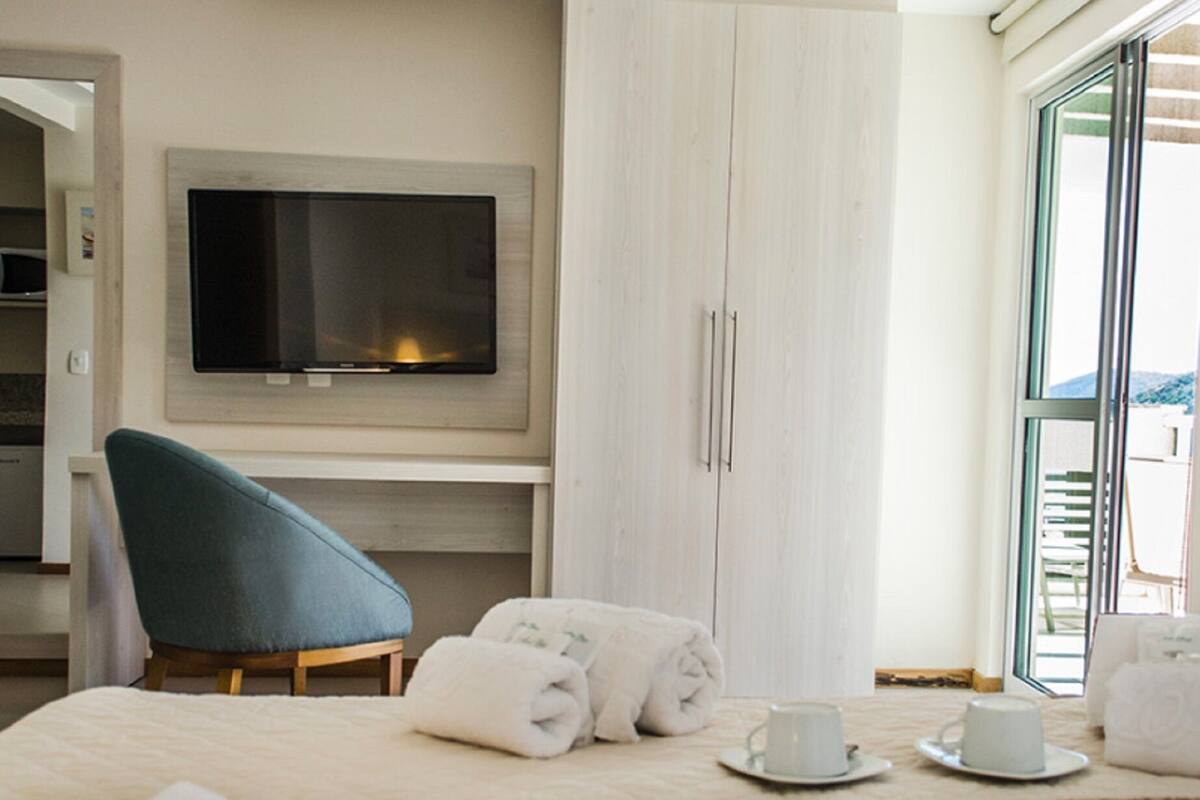 Minibar, in-room safe, iron/ironing board (on request), free WiFi