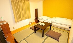 羽绒被、办公桌、遮光窗帘、熨斗/熨板