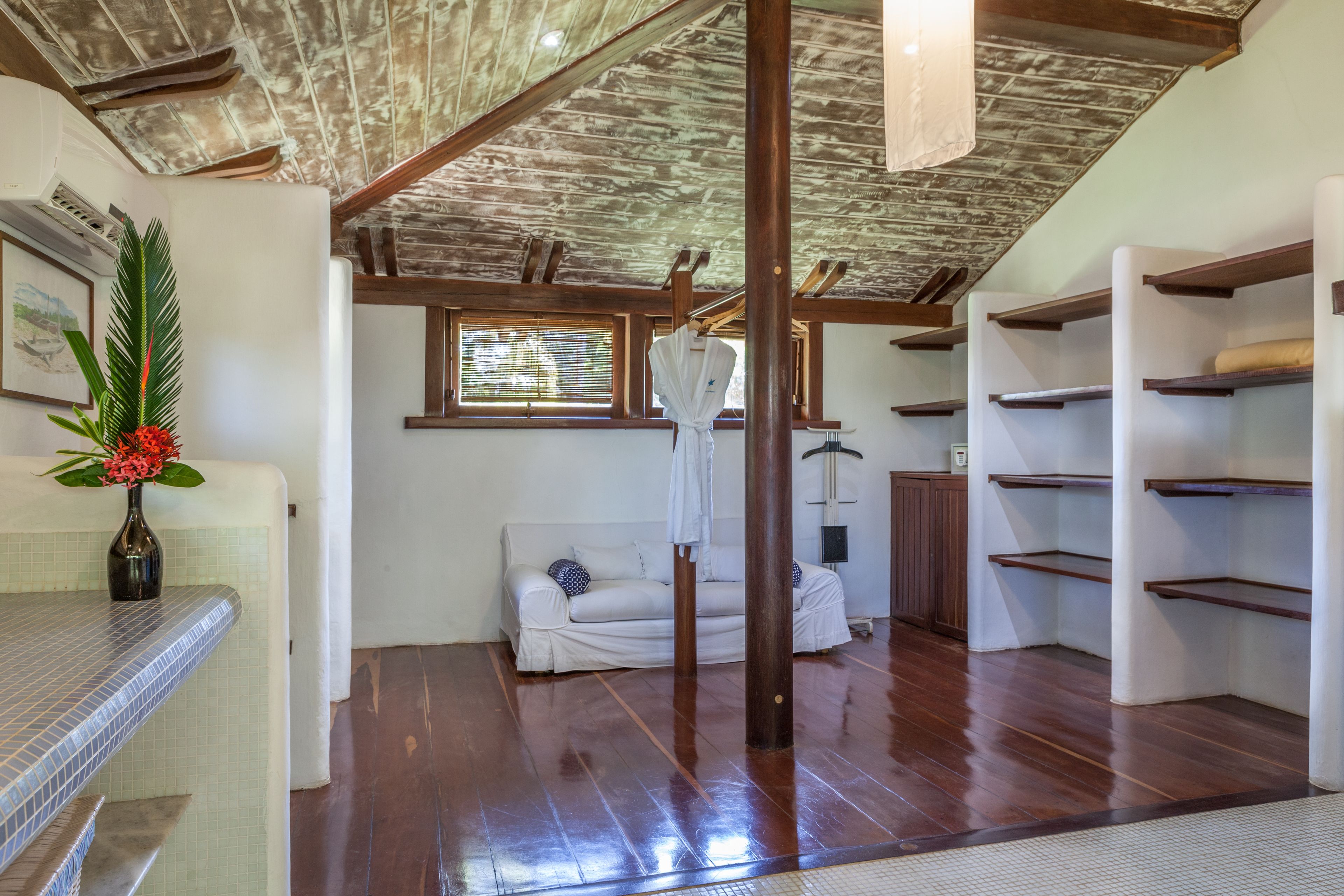 bungalow estrela | bathroom | designer toiletries, hair dryer, bathrobes, towels