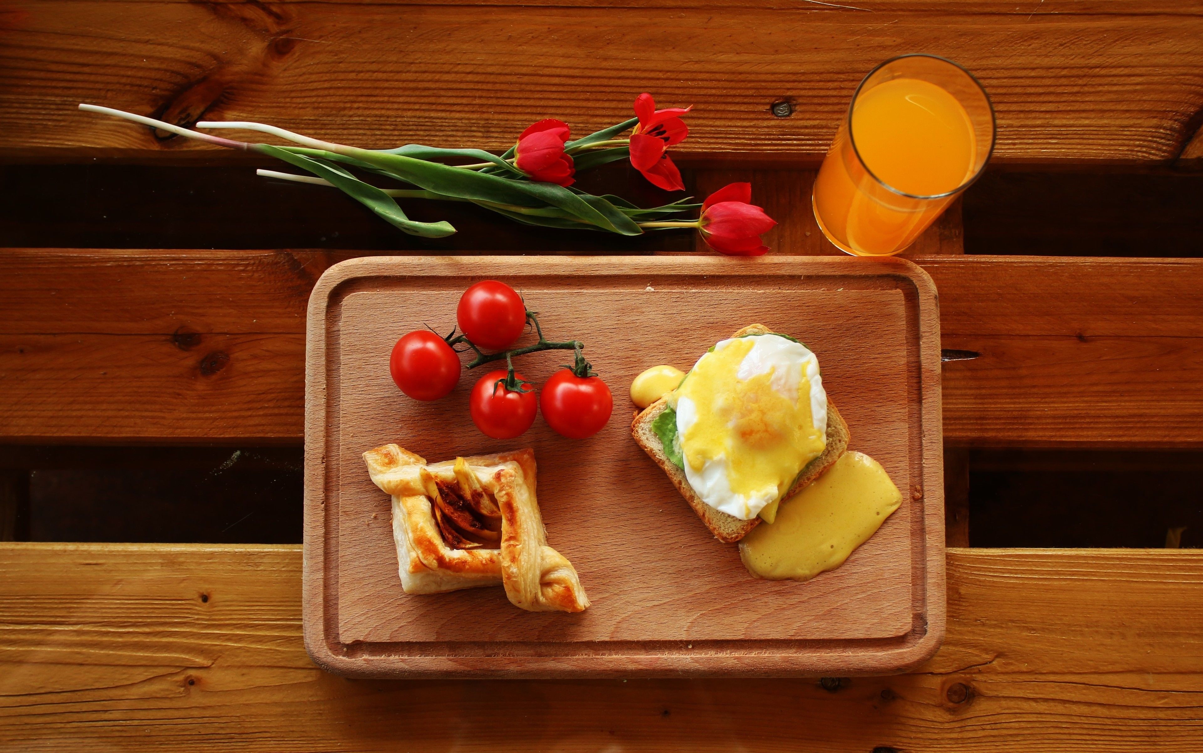 daily continental breakfast (amd 2000 per person)