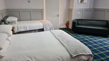 Apartment, Private Bathroom (Wild Cat Apartment) | 2 bedrooms
