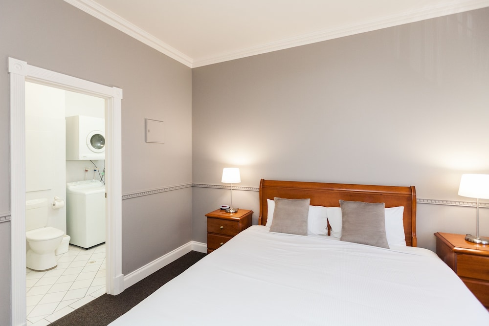 Majestic Tynte Street Apartments by null