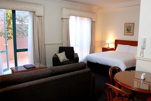 In-room safe, iron/ironing board, free WiFi