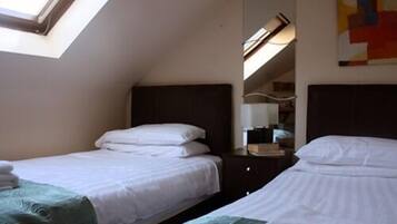Superior Twin Room, Ensuite